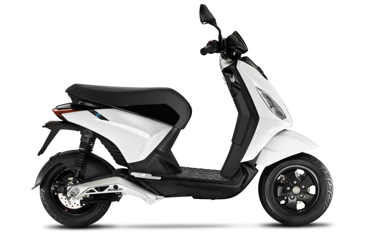 /fileuploads/Marcas/Piaggio/_Benimoto-Piaggio-1-White.jpg